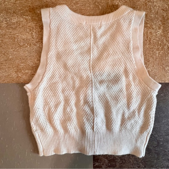 Sincerely Jules Off White Sweater Tortoise Shell Buttons Up The Front XS - Picture 5 of 6